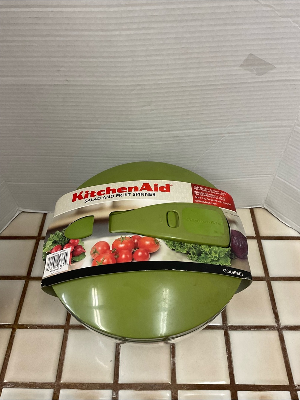 KitchenAid Green Salad Spinner with Push-Button Lid